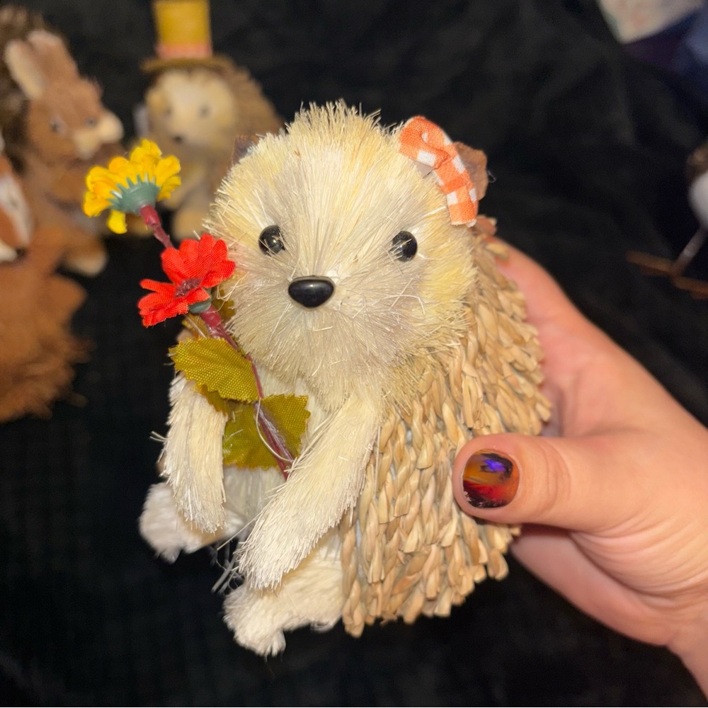 Straw Animal Decor - Set of 4 Animals - Picture 4 of 15